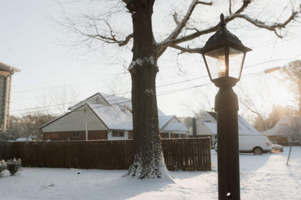 Lamp post in the snow as an example of snow photo ideas